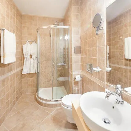 General Old Town Otel 5*