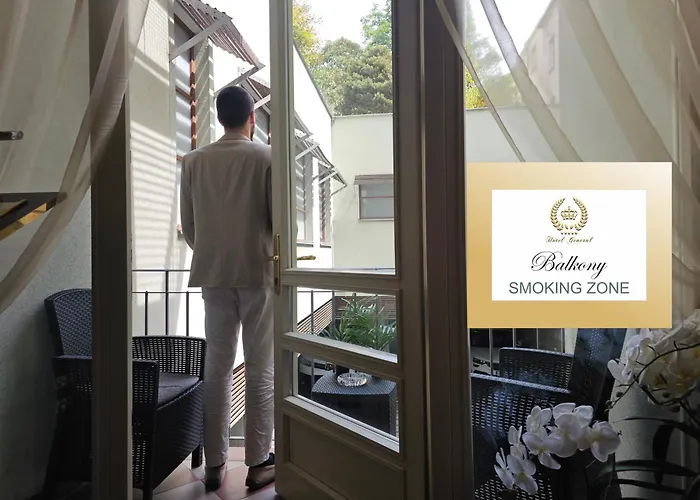 Hotel General Old Town 5*