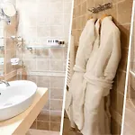 호텔 General Old Town 5*