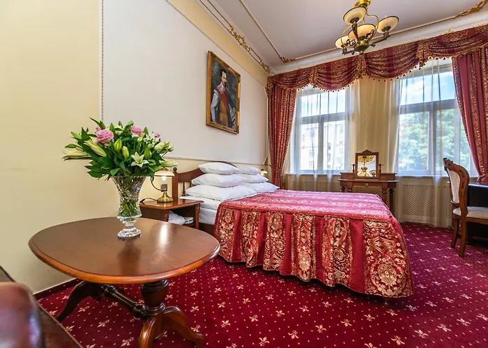 Hotel General Old Town 5*